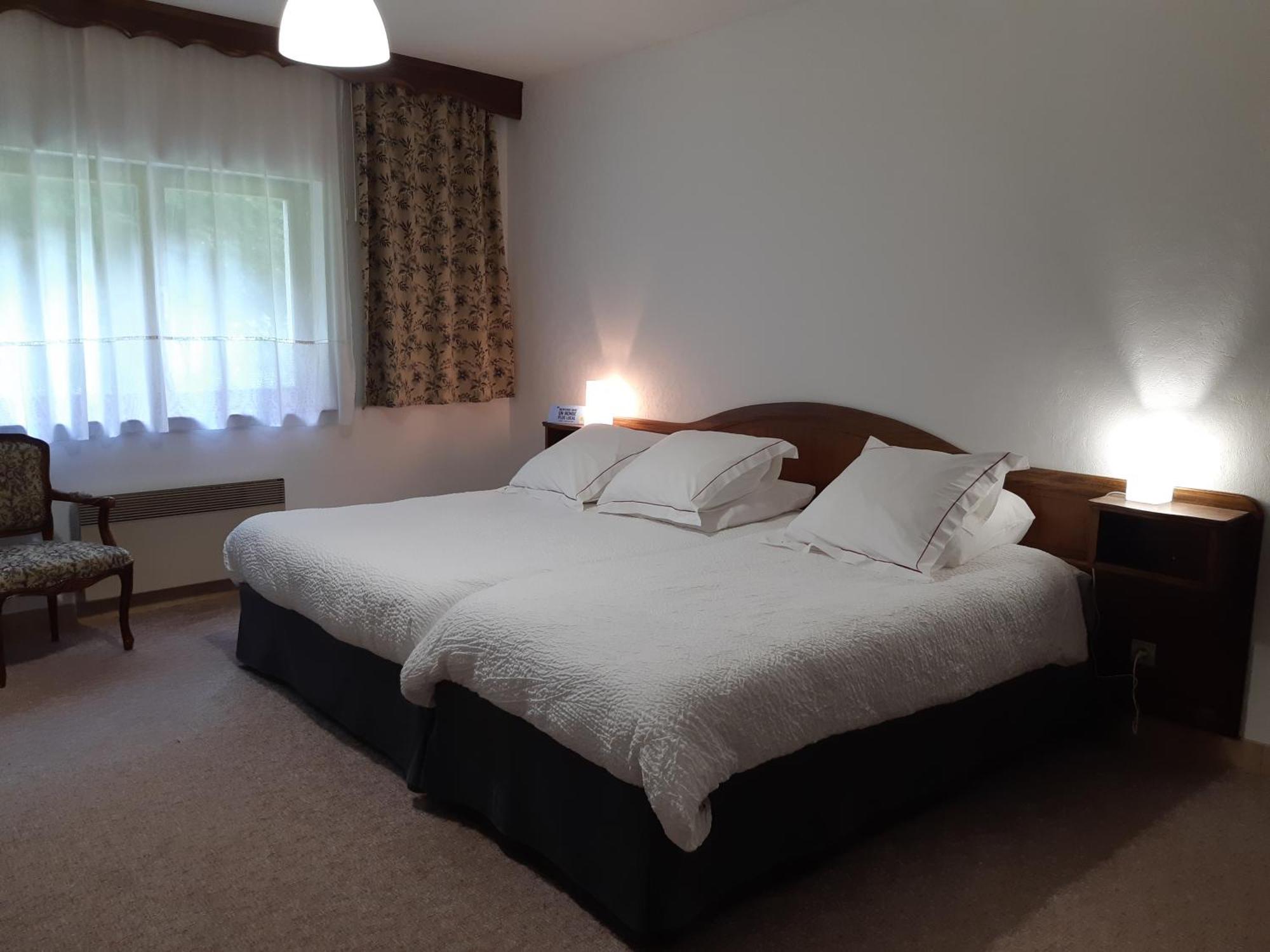 Hotel-Spa & Restaurant Logis Domaine Langmatt Murbach Bagian luar foto